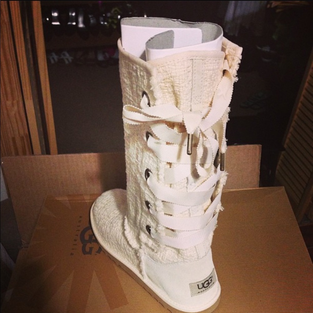 Uggs lace up boots